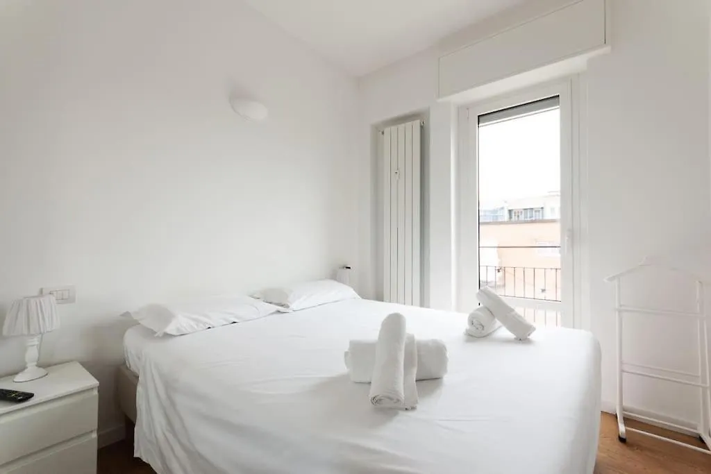Apartment Youhosty - Ripamonti 194 Milan Italy