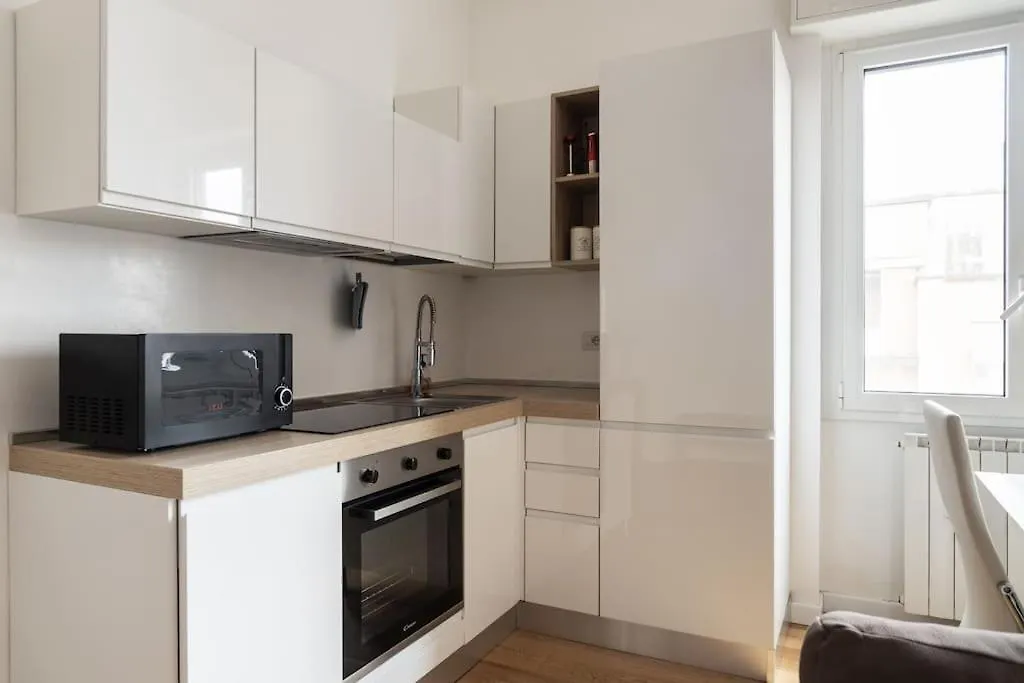 Apartment Youhosty - Ripamonti 194 Milan